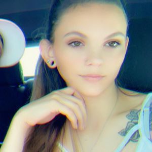 Meet your Posher, Katelyn